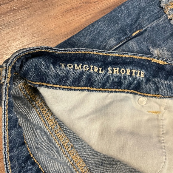 American Eagle Tom Girl denim shorts size 12 - Picture 2 of 4